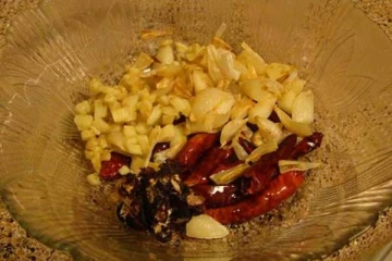 குளிர்காலத்தில் கண்டிப்பாக உட்கொள்ள வேண்டிய 4 முக்கிய உணவு பொருட்கள்