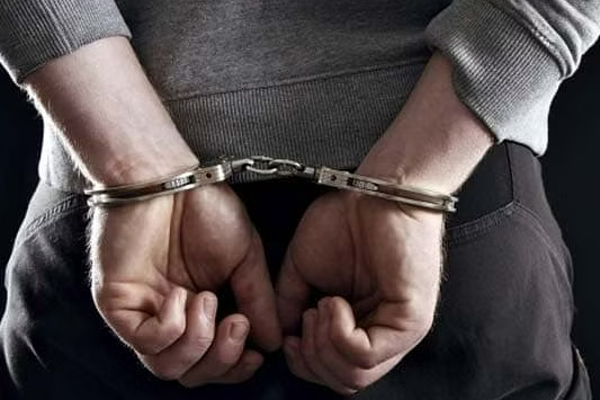போலி நாணயத்தாள்களுடன் இரண்டு பேர் கைது..! | Police Arrested Two Suspects With Fake Currency