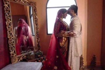 கோலாகலமாக நடந்த நடிகை ராதா மகள் கார்த்திகா திருமண புகைப்படங்கள்