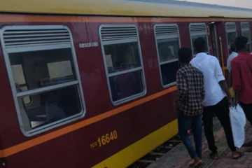 யாழில் பெரும் அதிர்ச்சி சம்பவம்: ரயிலில் பாய்ந்து உயிர் மாய்த்த இளைஞர்