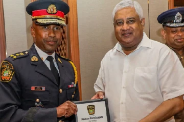இலங்கை பொலிஸாருக்கு உதவ முன்வந்துள்ள கனடா வாழ் பொலிஸ் பிரதானி