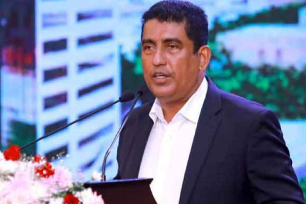 மகன் கைது; தலைமறைவான ஜோன்ஸ்டன் பெர்னாண்டோ; கைது செய்ய 5 விசேட குழு! | Ex Minister Johnston Fernando Has Gone Into Hiding