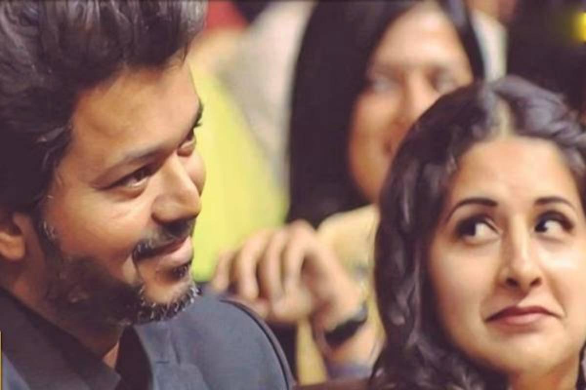 எல்லா விஷயத்திலும் அவர் அப்படித்தான் - சங்கீதா பற்றி விஜய் அம்மா சொன்ன தகவல் | Vijay S Mother About Sangeeta Divorce Issue எல்லா விஷயத்திலும் அவர் அப்படித்தான் - சங்கீதா பற்றி விஜய் அம்மா சொன்ன தகவல் | Vijay S Mother About Sangeeta Divorce Issue