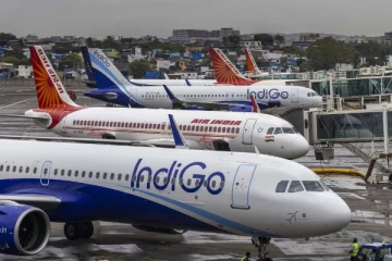 நேபாளத்தில் வெடித்த போராட்டங்கள்; பயணத்தை ரத்து செய்த இந்திய விமாங்கள்