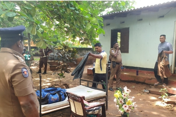 மூட்டை முடிச்சுகளுடன் வெளியேறிய கோப்பாய் பொலிஸார்; 7 வீடுகள் உரிமையாளர்களிடம் ஒப்படைப்பு | Kopay Police Station Demolished Handed Over Owners