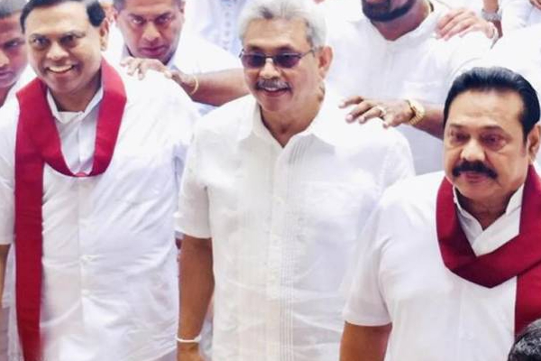 மூன்றாக பிளவடைந்த ராஜபக்ஷ கட்சி! அரசியலில் ஏற்பட்டவுள்ள மாற்றம்: குழப்பத்தில் எம்.பிக்கள் | Confusion At Mahinda S House Change In Politics