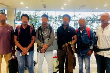 ஒரு வருடப் பிணையில் இருந்து விடுதலை ; நாடு திரும்பிய 6 இலங்கையர்கள்