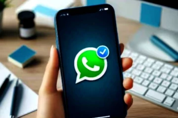 இனி மெசேஜிற்கு ஈஸியா React செய்யலாமாம்.. WhatsApp கொடுத்துள்ள புது அப்டேட்