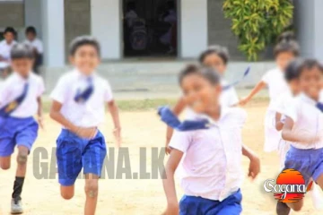 පාසල් දරුවන්ට ආහාර විෂ වීමක් - ප්‍රතිකාර සදහා දිස්ත්‍රික් මහ රෝහලට