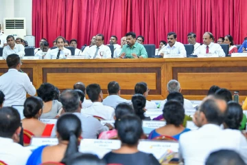 රාජ්‍ය සේවයම වෙනස් කරන්න යන ජනපති - මීට පස්සේ ජනතාවට නිවසේ සිට සේවයක් සහ විශ්‍රාම යෑමේ වයසේත් වෙනසක්