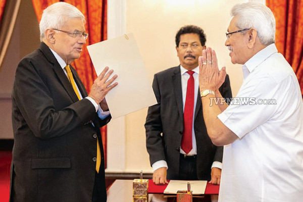 தென்னிலங்கையில் அரசியல் பரபரப்பு - ரணிலுக்கு முக்கிய தகவலை அனுப்பிய கோட்டாய | Gotaya Send Important Information To Ranil