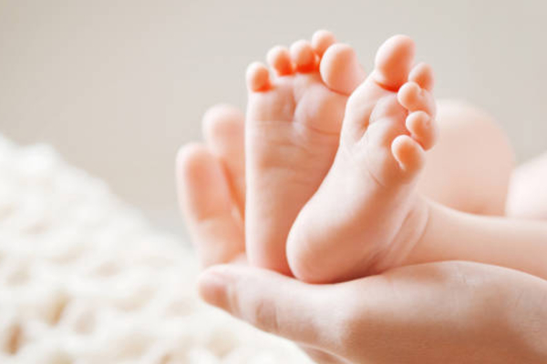 வாட்டிய வறுமை; 55 வயதில் 17வது குழந்தைக்கு தாயான பெண்! | Woman Gives Birth To 17Th Child At 55 Years Old