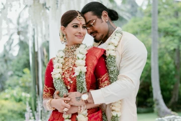 அவர் கேட்டார்.. அதனால் தான் திருமணம் செய்தேன்: வரலக்ஷ்மி போட்ட உருக்கமான பதிவு