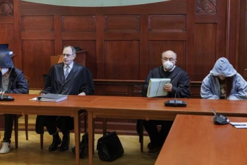 பெற்றோரை வெறுத்த இளம்பெண்: காதலிக்காக காதலன் செய்த கொடூரச் செயல்