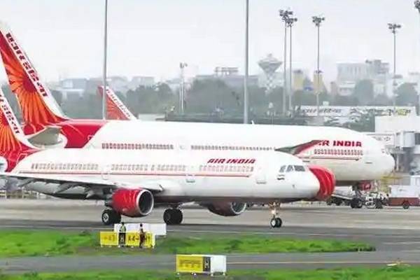 ஏர் இந்தியாவில் மீண்டும் பெண் மீது சிறுநீர் கழிப்பு : சர்சையில் நிறுவனம் | Another Urination Incident Happened Air India