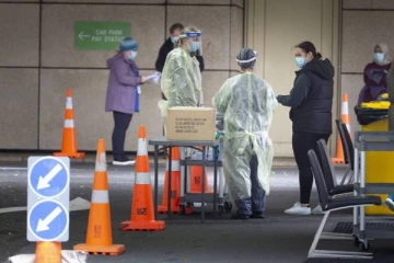 பிரபல நாடொன்றில் முதல்முறையாக இருவருக்கு புதிதாக உருமாறிய தொற்று உறுதி!