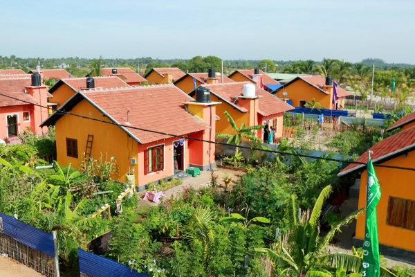 இந்திய வீடமைப்புத் திட்டத்தின் கீழ் பத்தாயிரம் வீடுகள்! | India Construct Home Under Phase 4 Housing Project