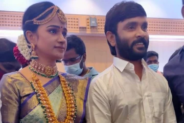 பாடலாசிரியர் சினேகன்-கன்னிகா ரவியின் திருமணம் முடிந்தது- அழகிய ஜோடியின் திருமண புகைப்படம்