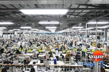 ප්‍රකට ඇඟලු‍ම් සමූහයකින් කර්මාන්තශාලාව වසා දැමීම පිළිබඳ නිවේදනයක් - සේවකයන්ට වෙන්නේ මේකයි