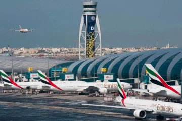 ஐக்கிய அரபு அமீரகத்தில் தொடரும் கன மழை:பல விமான சேவைகள் ரத்து