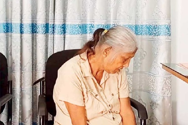 பெற்றதாயை வேண்டாம் என்று ஒதுக்கிய மகன் | A Son Who Rejected His Birth Mother
