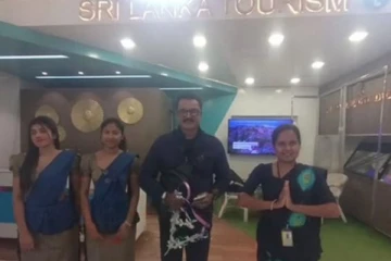 இலங்கைக்கு வருகை தந்த நடிகர் சரத்குமார்