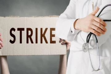 இரண்டாவது நாளாகவும் தீவிரமடையும் கிழக்கு மாகாண வைத்தியர்களின் பணிப்புறக்கணிப்பு