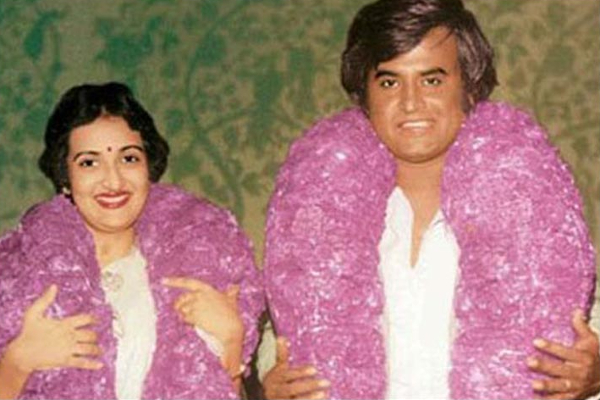 திருமணத்தில் பத்திரிக்கையாளர்களை ஓடஓட துரத்திய ரஜினிகாந்த்.. ஆணவத்தில் பெரிய மனுஷன் செய்ற காரியாமா? | Sensational Incident At Rajinis Wedding Press