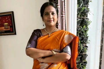 சின்னத்திரையில் தொகுப்பாளராக மாறிய வினோதினி வைத்தியநாதன்! என்ன நிகழ்ச்சி பாருங்க