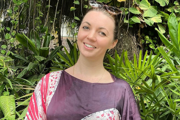 இலங்கையில் மறைந்து வாழும் காலிமுகத்திடல் போராட்டத்துக்கு ஆதரவளித்த ஸ்கொட்லாந்து வலைப்பதிவாளர் | Scottish Blogger Who Supported Living In Sri Lanka