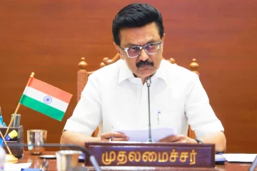 තලපති විජේගෙන් ඉතිහාසගත සිදුවීමක් - සුළු මොහොතකට පෙර වර්තමාන තමිල් නාඩු මහ ඇමති ස්ටාලින් පරාජය වේ