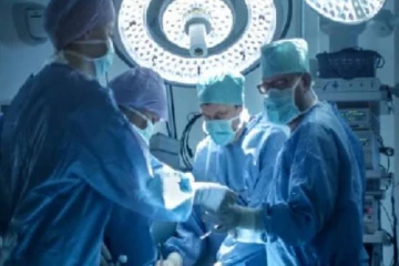 தலையில் 18 ஆண்டுகளாக சிக்கியிருந்த தோட்டா: சாதனை படைத்த மாணவர்கள்!