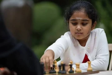 8 வயதில் ஐரோப்பிய செஸ் சாம்பியன்ஷிப் போட்டியில் வரலாறு படைத்த லண்டன் சிறுமி போதனா சிவானந்தன்