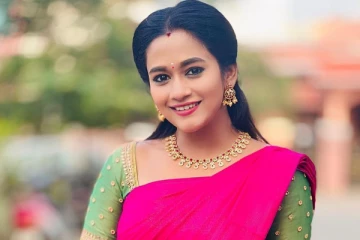 நடிகை காவ்யா அறிவுமணியின் தம்பி, தங்கையை பார்த்துள்ளீர்களா.. இதோ