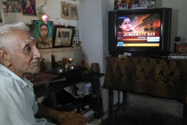 சொத்தில் பங்கு வேண்டும்.. ஜெயலலிதாவின் அண்ணன் என முதியவர் வழக்கு! - தமிழ்நாடு