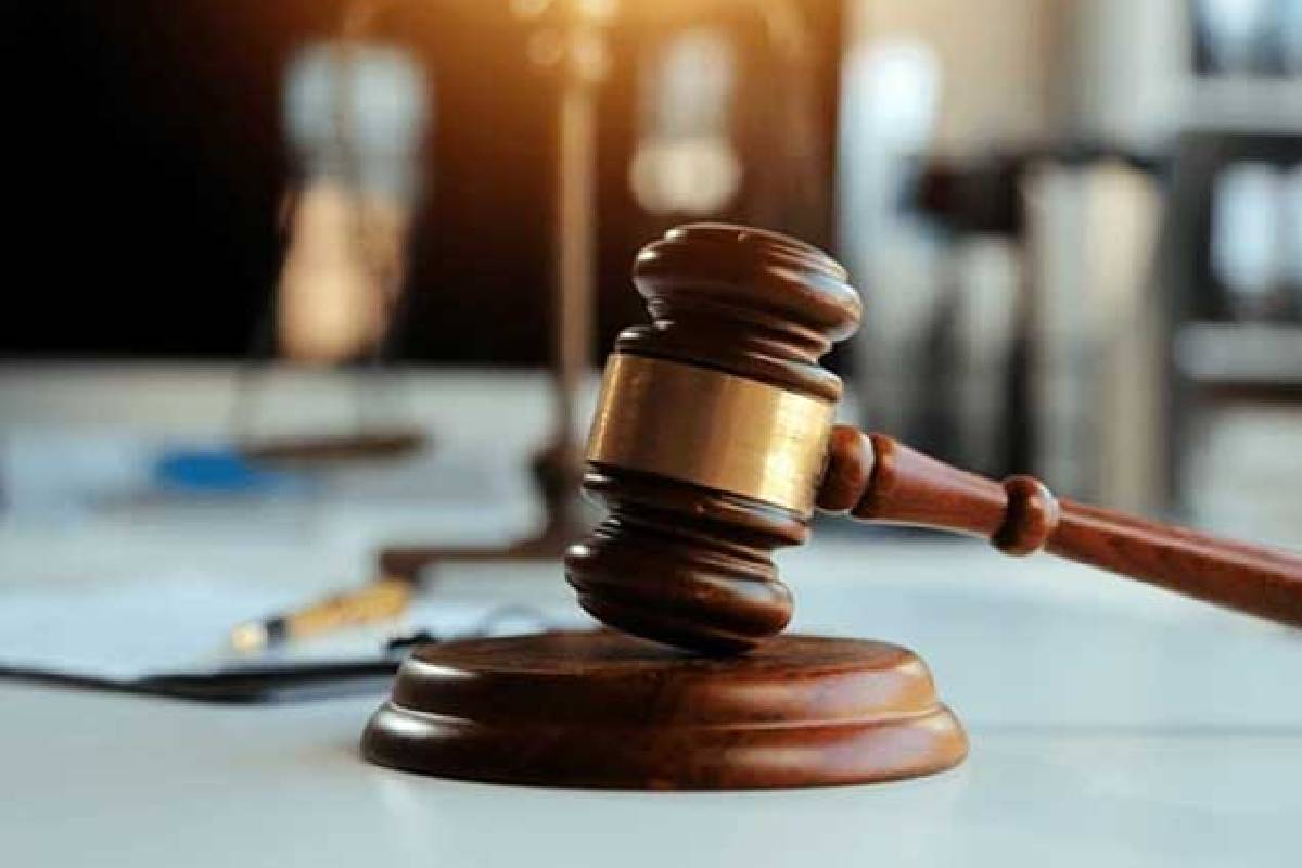 ஹட்டனில் பைனஸ் காட்டுக்கு தீ வைத்த சந்தேக நபருக்கு அபராதம் | Suspect Fined For Fire To Pine Forest In Hatton