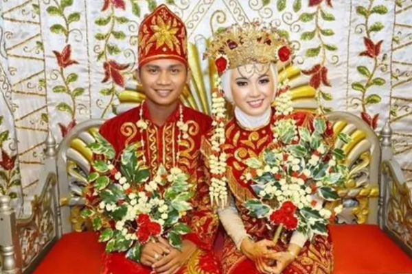 திருமணமானல் அந்த மூன்று நாட்களுக்கு தடை : இந்தோனேசியாவில் விநோத சடங்கு - தமிழ்நாடு