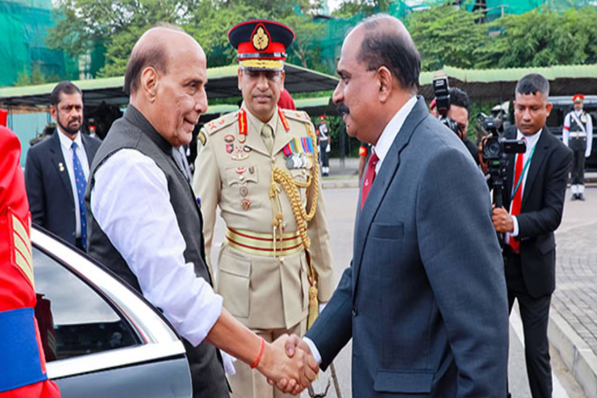 இந்திய பாதுகாப்பு அமைச்சரை சந்தித்த செந்தில் தொண்டமான் | Senthil Thondaman Met Indian Defence Minister இந்திய பாதுகாப்பு அமைச்சரை சந்தித்த செந்தில் தொண்டமான் | Senthil Thondaman Met Indian Defence Minister