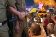 விகாரமகாதேவி சத்தியாக்கிரகத்தை கலைக்க தீவிரம் - நாளை நீதிமன்றத்தை நாடும் பொலிஸார்..!