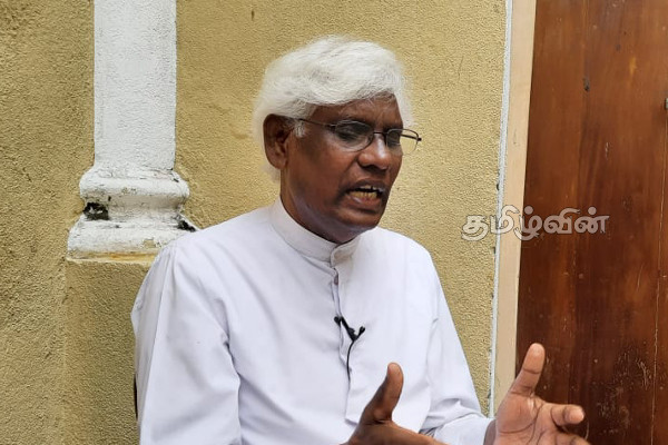 தெற்கில் காவி உடை தரித்தோருக்கு ஒரு சட்டம் வடக்கில் இன்னொரு சட்டமா: அருட்தந்தை மா.சத்திவேல் | Two Deferent Lows In One Country Shakthivel