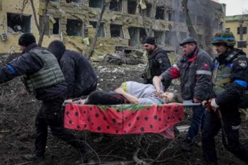 “உக்ரைனில் ரஷ்யாவின் போர்க்குற்றம்” - கர்ப்பிணி பெண்ணும் சிசுவும் மரணம்!(வீடியோ இணைப்பு)