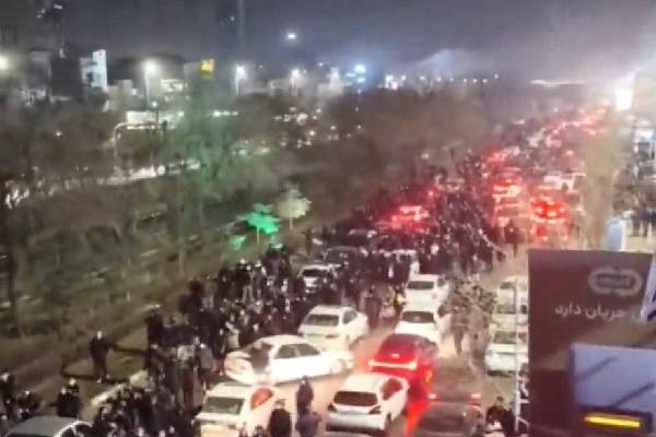 அரசுக்கு எதிரான போராட்டம்... ஈரானில் கொல்லப்பட்டவர்கள் எண்ணிக்கை 2,000 | Iran Protests 2000 Killed அரசுக்கு எதிரான போராட்டம்... ஈரானில் கொல்லப்பட்டவர்கள் எண்ணிக்கை 2,000 | Iran Protests 2000 Killed