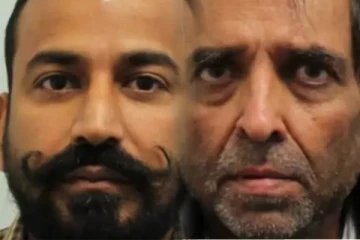 நொறுக்குத்தீனிக்குள் மறைத்து போதைப்பொருள் கடத்திய இந்தியர்கள்: அதிகாரிகளின் கோரிக்கையை ஏற்ற நீதிமன்றம் அதிரடி