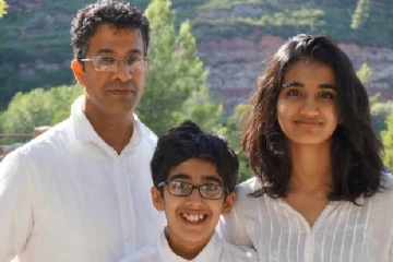 பாடம் கற்றுக்கொண்டோம்... ஒவ்வாமையால் இறந்த மகன் குறித்து பிரித்தானிய தம்பதி உருக்கம்