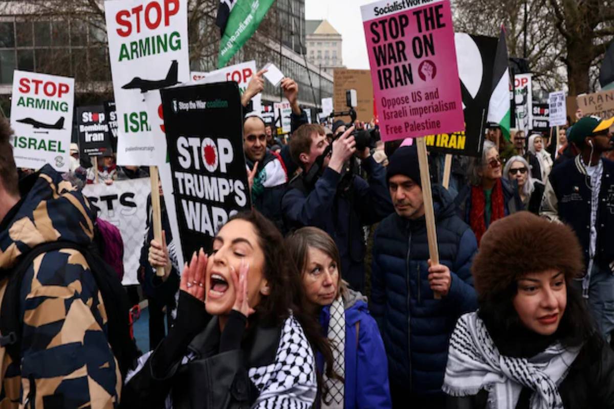 லண்டனில் ஈரானுக்கு ஆதரவு போராட்டம்: அமெரிக்க போர் நடவடிக்கைகளுக்கு எதிர்ப்பு | Protest In London