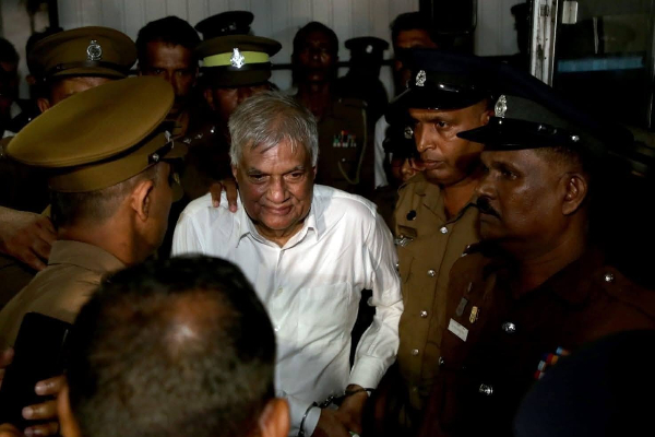 ரணிலின் கைதுக்கு காரணமான பிரித்தானிய விஜயம்! அழைப்பு விடுத்தவர் மரணம் | Professor Who Invited Ranil To Uk Dies
