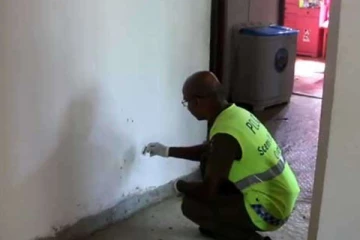 மனைவியை வெட்டிகொன்ற கணவன்; அதிர்ச்சியின் உறவினர்கள்