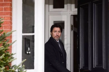 கனேடிய பிரதமருக்கு இரண்டாவது முறையாக ஏற்பட்ட நிலை!