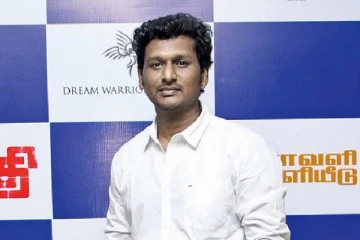 மறைமுகமாக தான் யாருக்கு வாக்குபதிவு செய்துள்ளது குறித்து கூறினாரா இயக்குனர் லோகேஷ் கனகராஜ்!