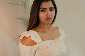 மாடர்ன் உடையில் நடிகை தன்ஷிகா லேட்டஸ்ட் போட்டோஷூட்